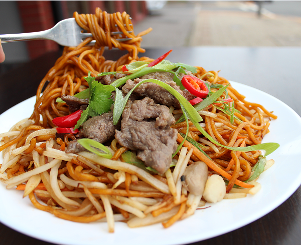 Beef Fried Noodles (牛肉炒麵)